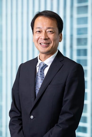 Managing Director 渡邉 祐一